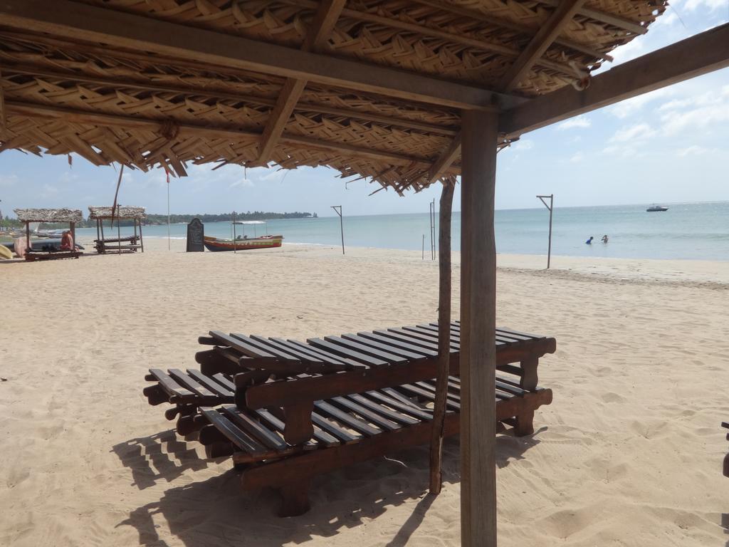 Neem Beach House ตรินโคมาลี ภายนอก รูปภาพ