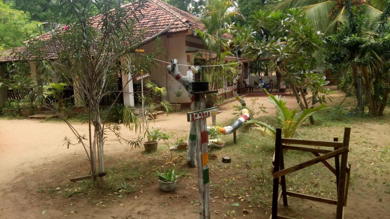 Neem Beach House ตรินโคมาลี ภายนอก รูปภาพ
